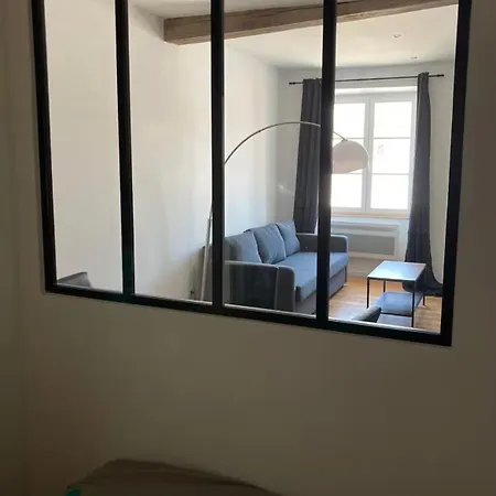 Super Apartman Bayonne